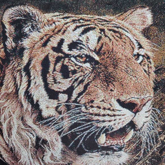 15x15 Tiger Tapestry Pillow Wildlife Decor Big Cat Accent Cushion - Picture 5 of 5